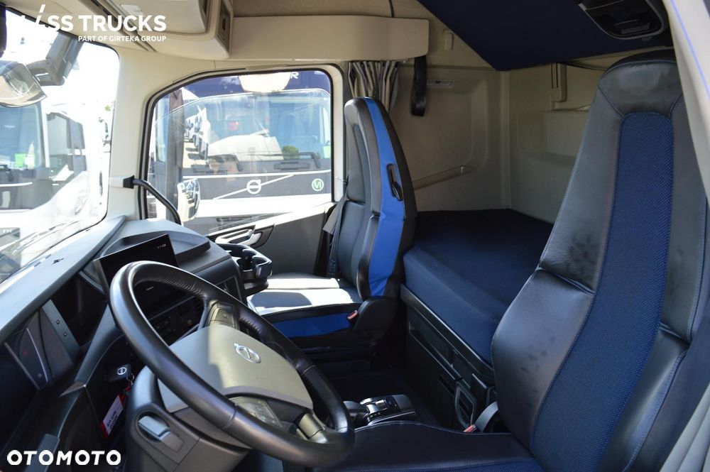 Volvo FH 460 Globetrotter XL i-Save - 9