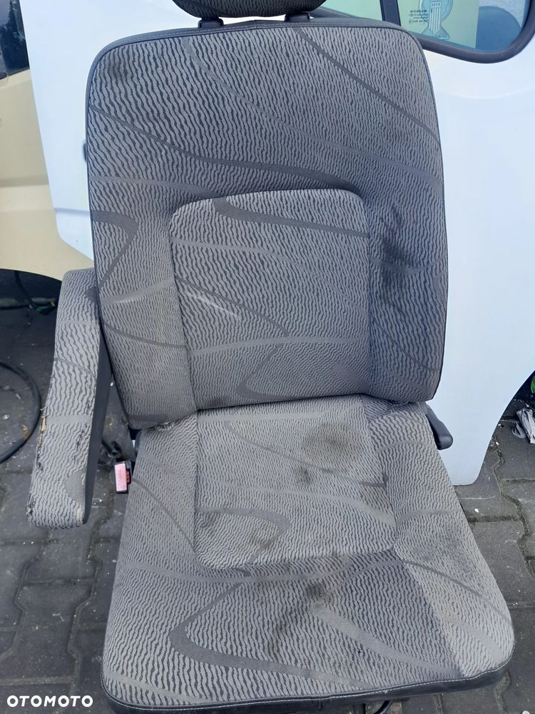 Fotel kierowcy Renault Mascott - 1