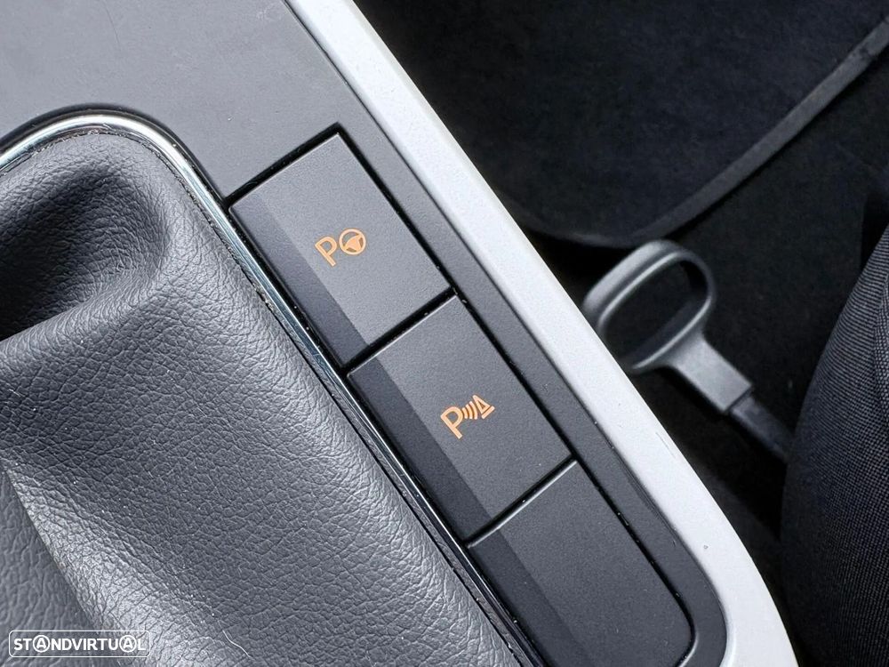 SEAT Arona 1.0 TSI Xcellence - 52