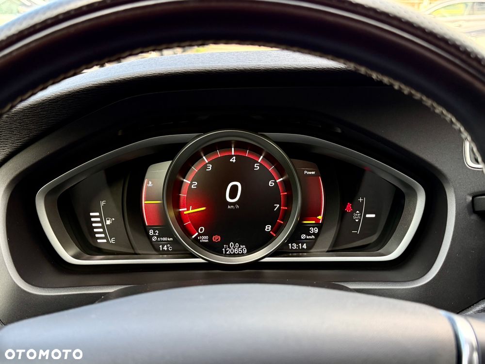 Volvo V40 T4 RDesign - 21