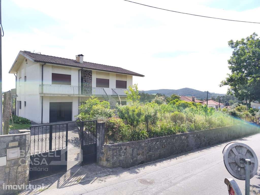 Moradia T3 com terreno em Airó - Barcelos - Grande imagem: 5/48