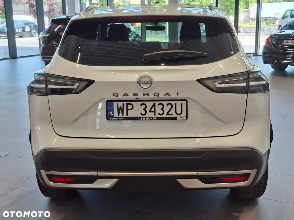 Nissan Qashqai 1.3 DIG-T MHEV N-Connecta Xtronic - 4