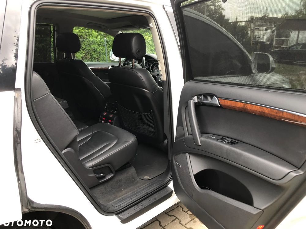 Audi Q7 3.0 TFSI Quattro Tiptronic - 16