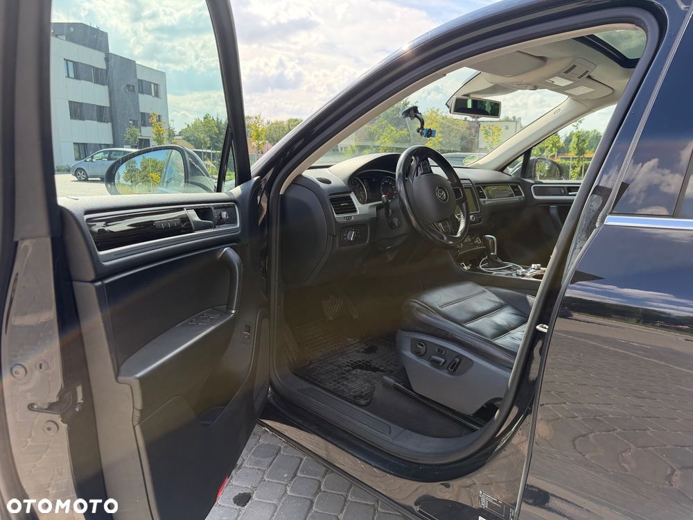 Volkswagen Touareg 3.0 V6 TDI BMT Business Line - 12