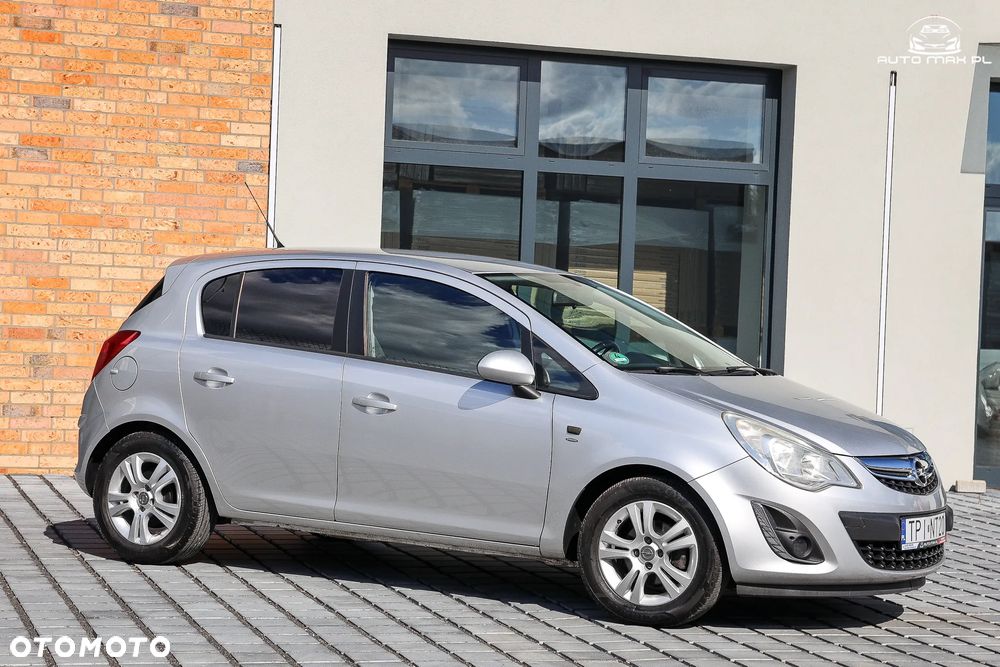 Opel Corsa 1.4 16V Satellite - 2