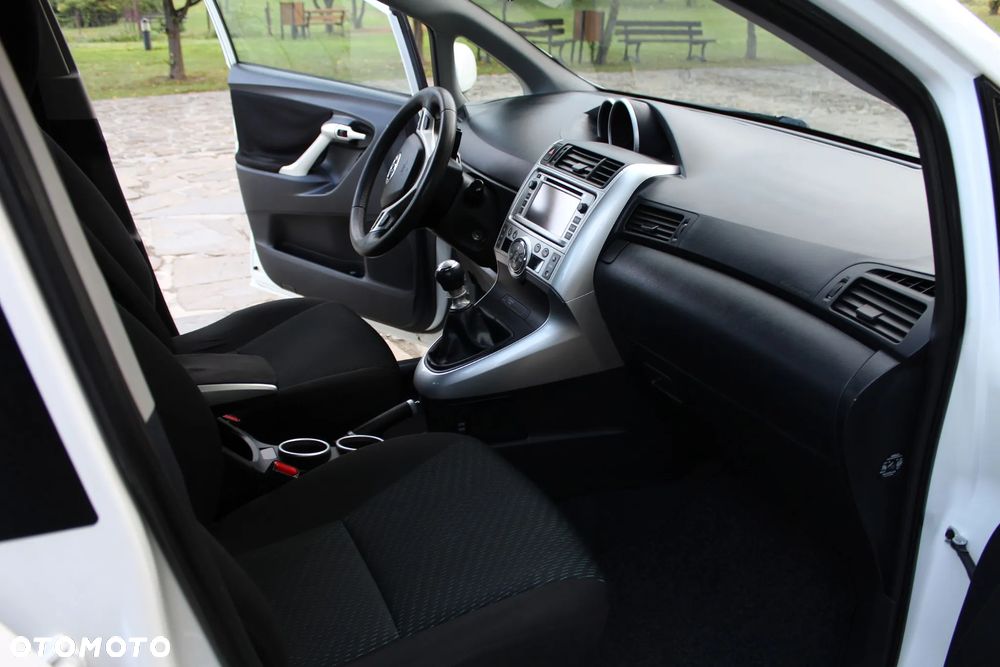 Toyota Verso 2.0 D-4D Edition - 15