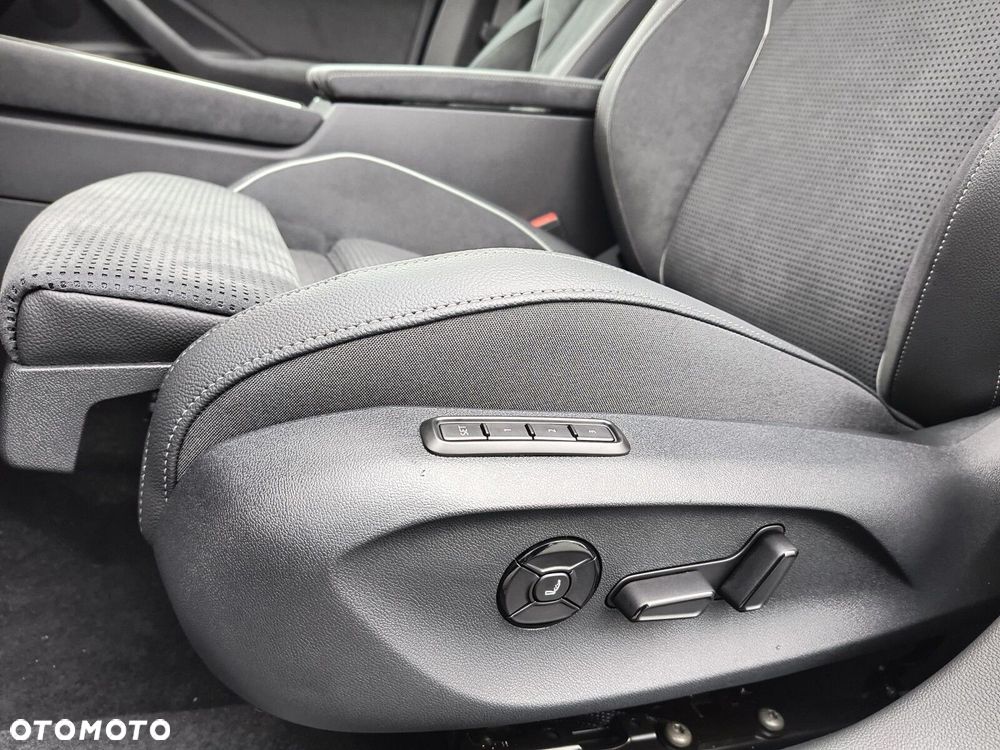 Skoda Superb 2.0 TSI 4x4 Sportline DSG - 25