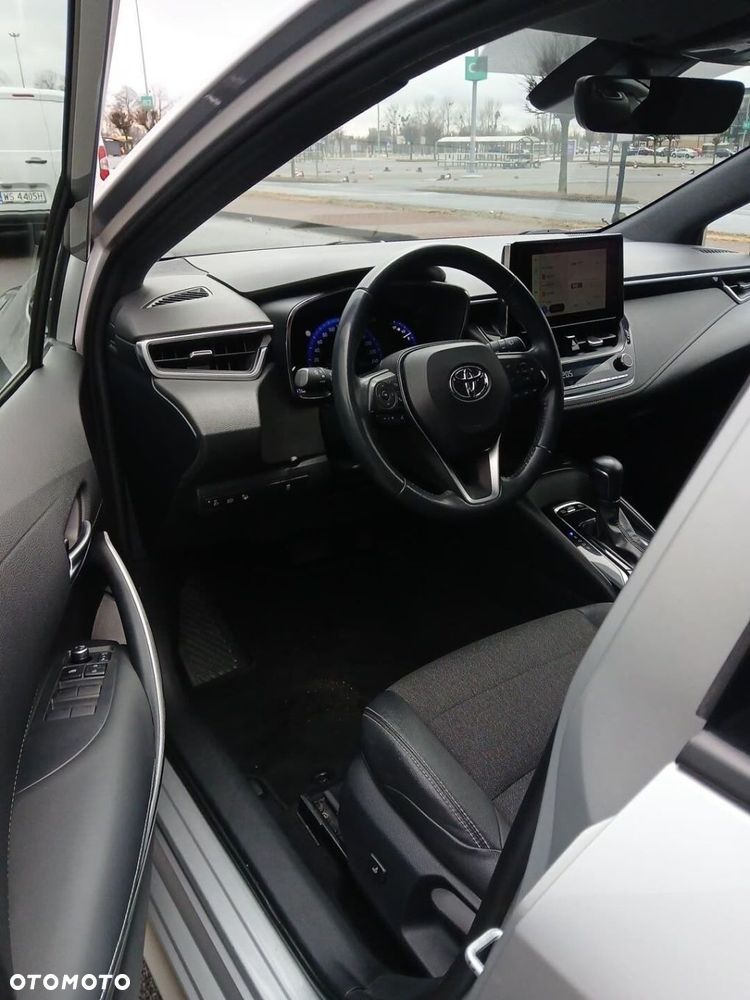 Toyota Corolla 1.8 Hybrid Comfort - 35