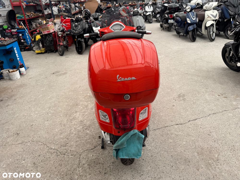 Vespa GTS - 6