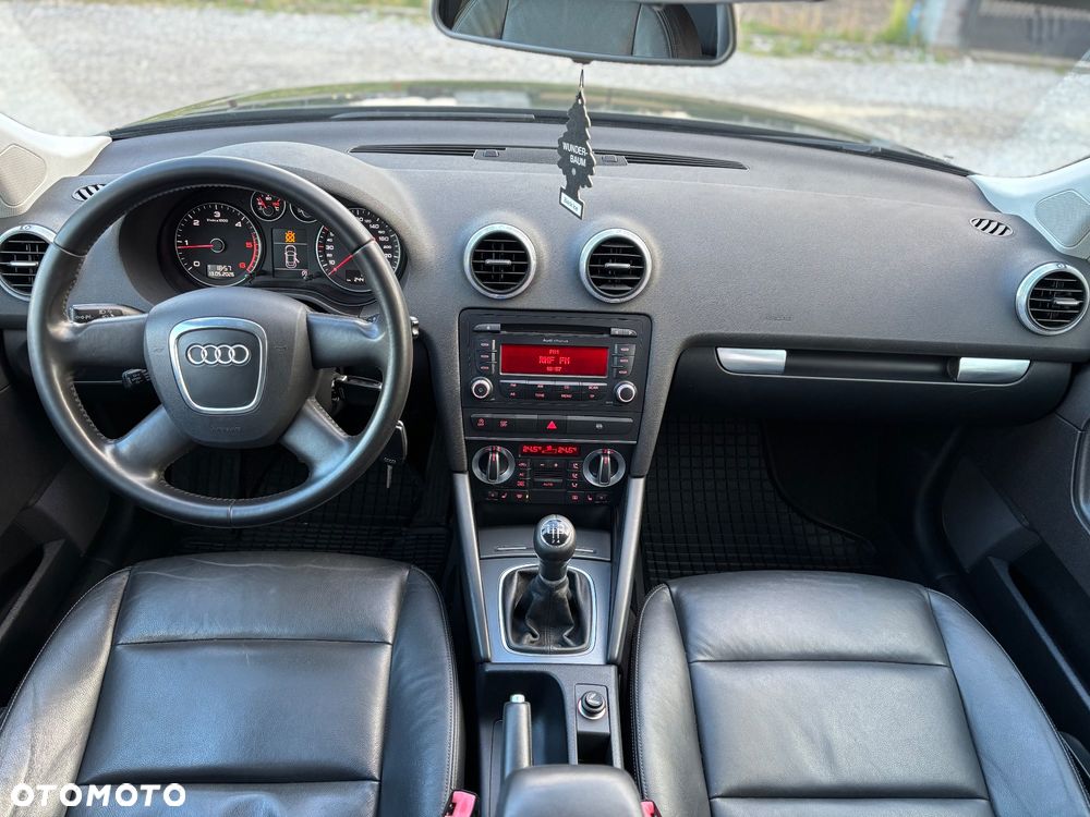 Audi A3 Sportback - 12