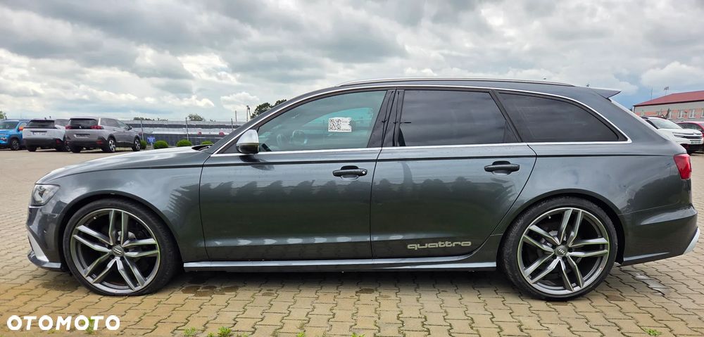 Audi RS6 Standard - 2