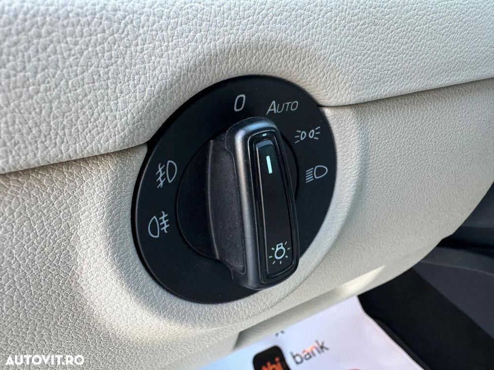 Skoda Octavia 1.6 TDI DSG Style - 21