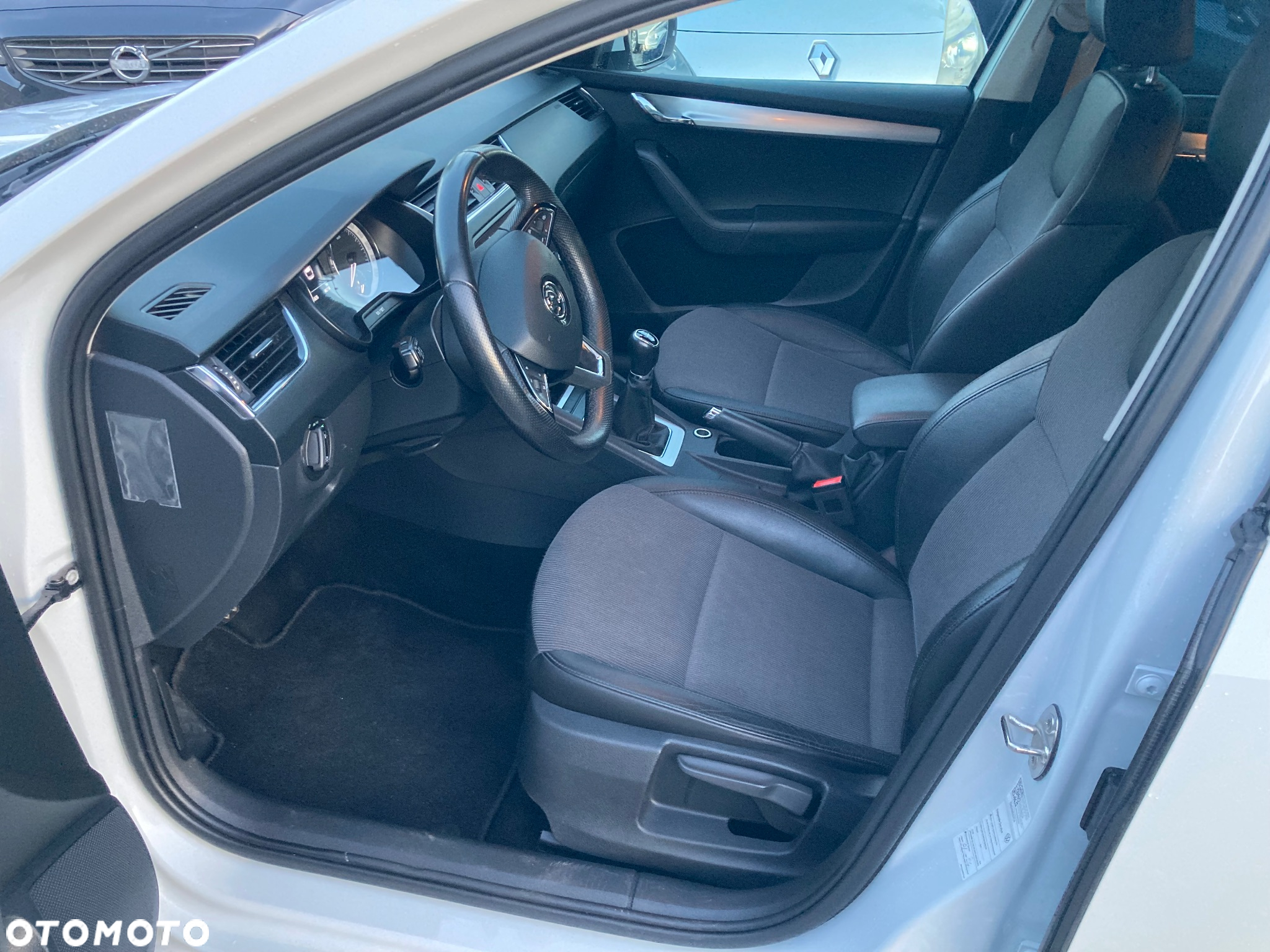 Skoda Octavia 1.6 TDI Ambition - 8