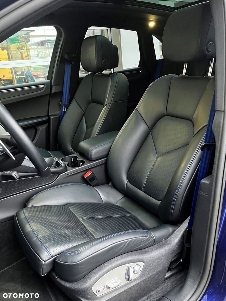 Porsche Macan - 10