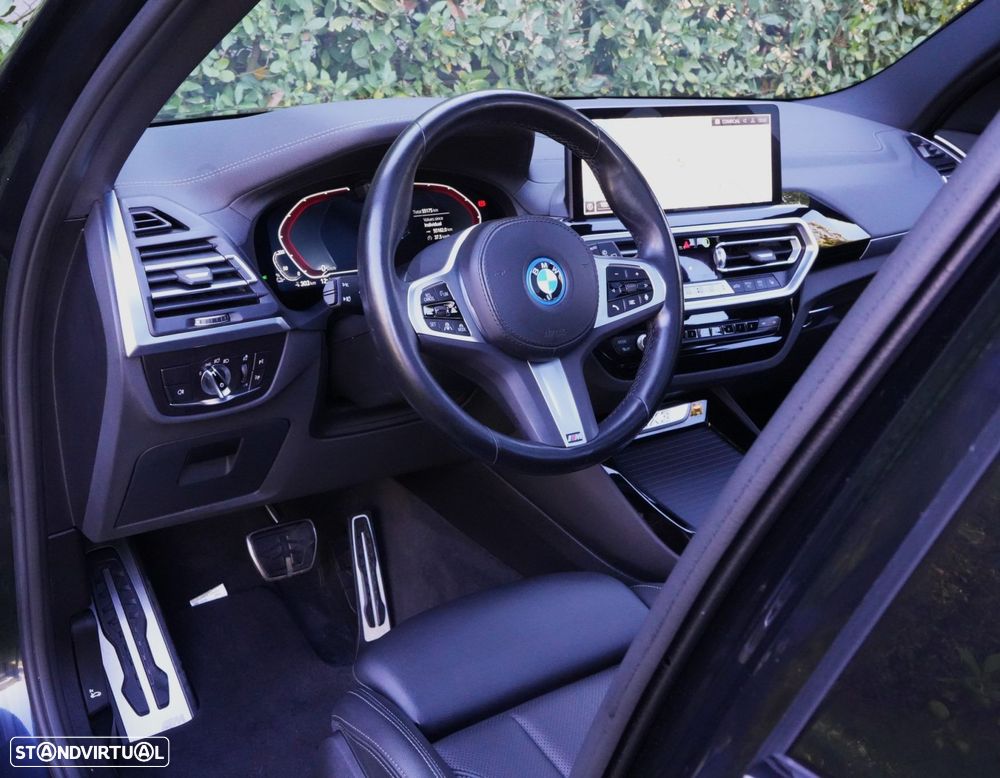 BMW iX3 M Sport Inspiring - 32