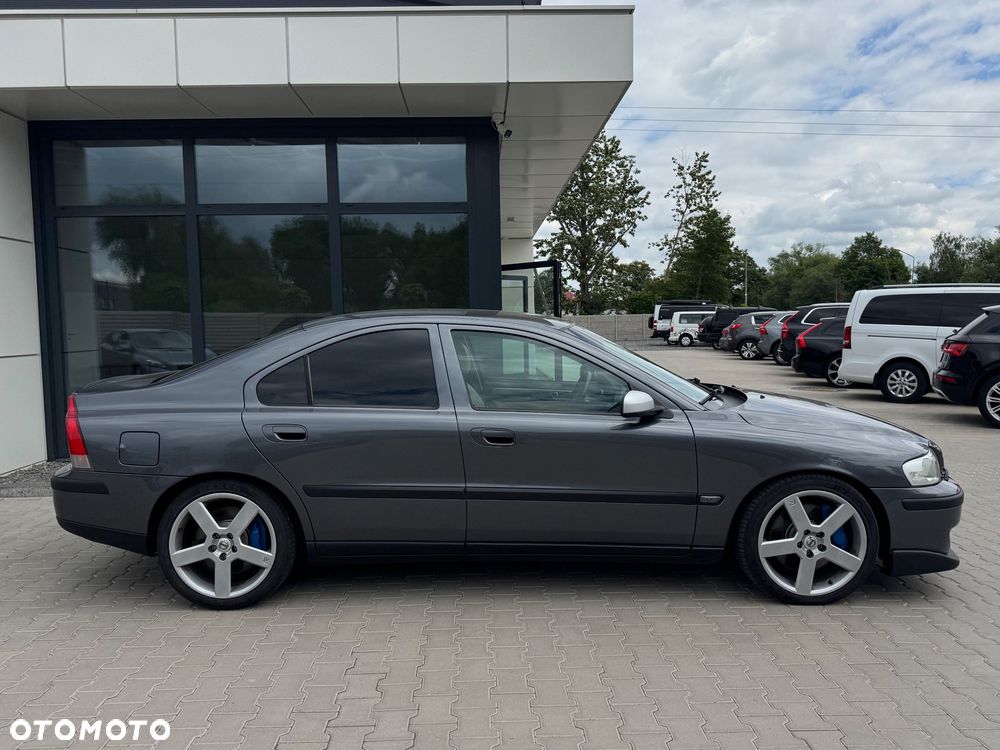 Volvo S60 R - 2