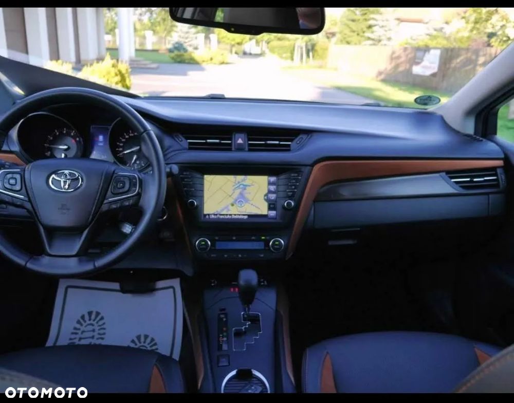 Toyota Avensis Touring Sports 1.8 Multidrive S Edition S+ - 16