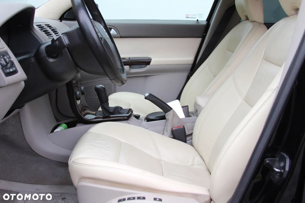 Volvo S40 2.0D Momentum - 14
