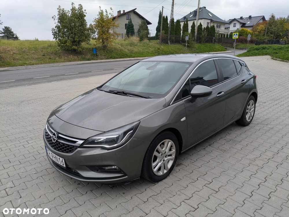 Opel Astra 1.6 CDTI Enjoy S&S - 1