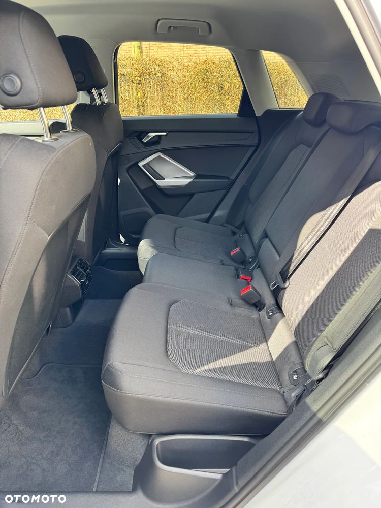 Audi Q3 35 TFSI S tronic - 9