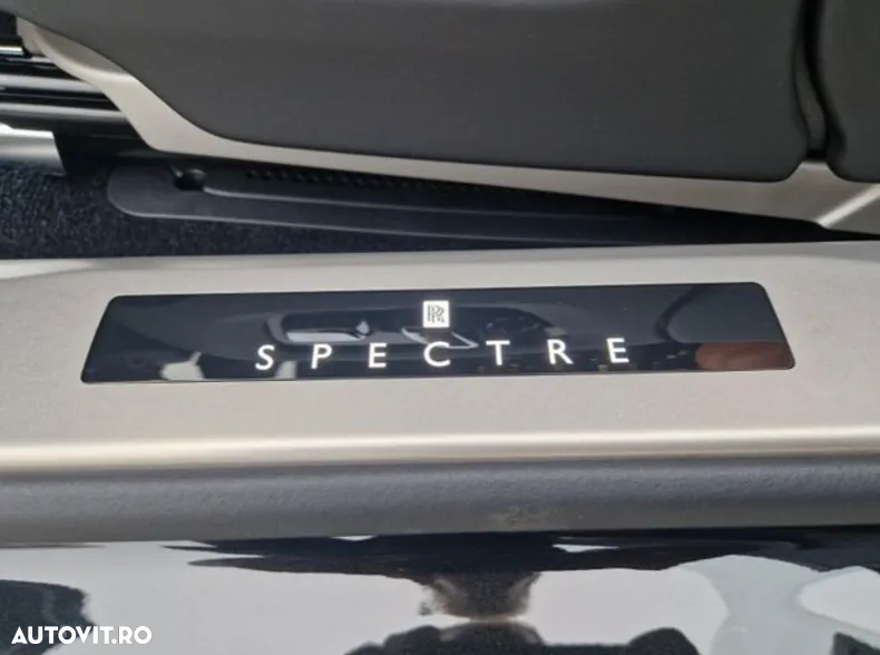 Rolls-Royce Spectre - 14