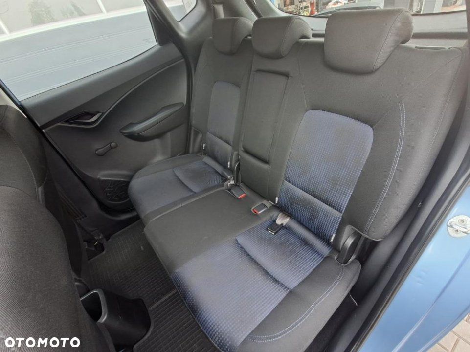 Hyundai ix20 - 11