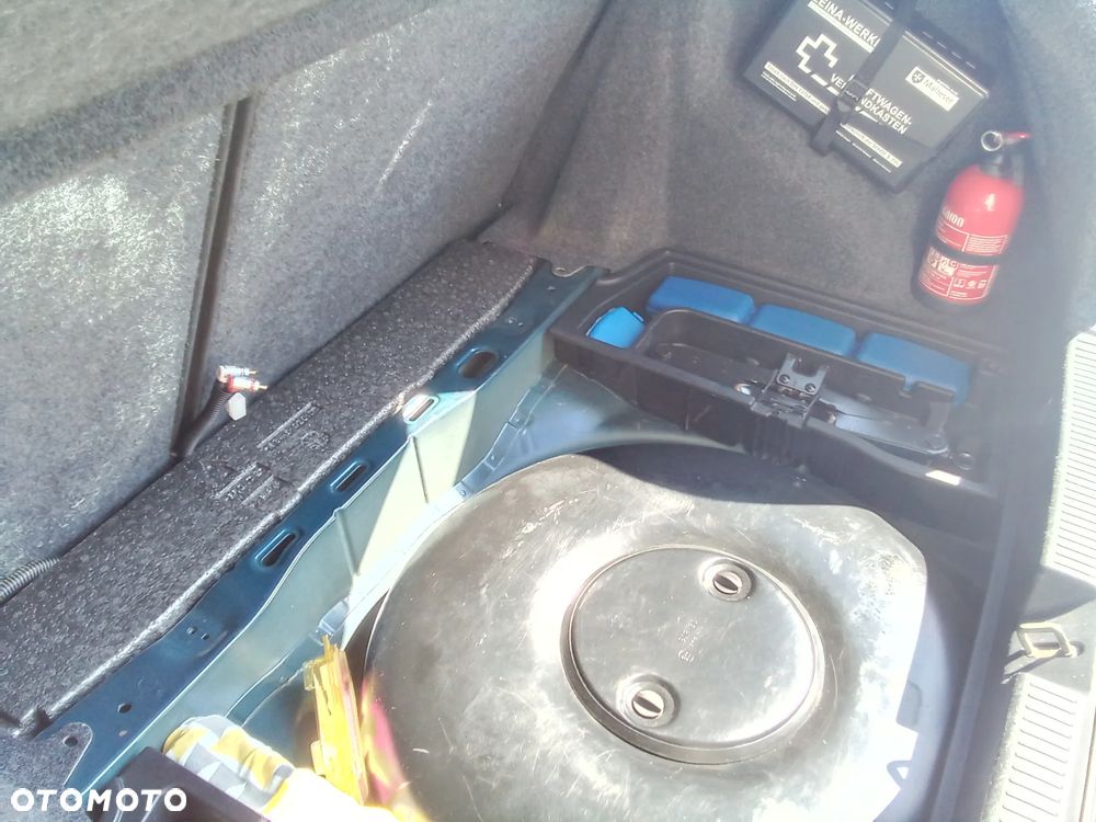 Toyota Corolla 1.6 VVT-i Edition - 38