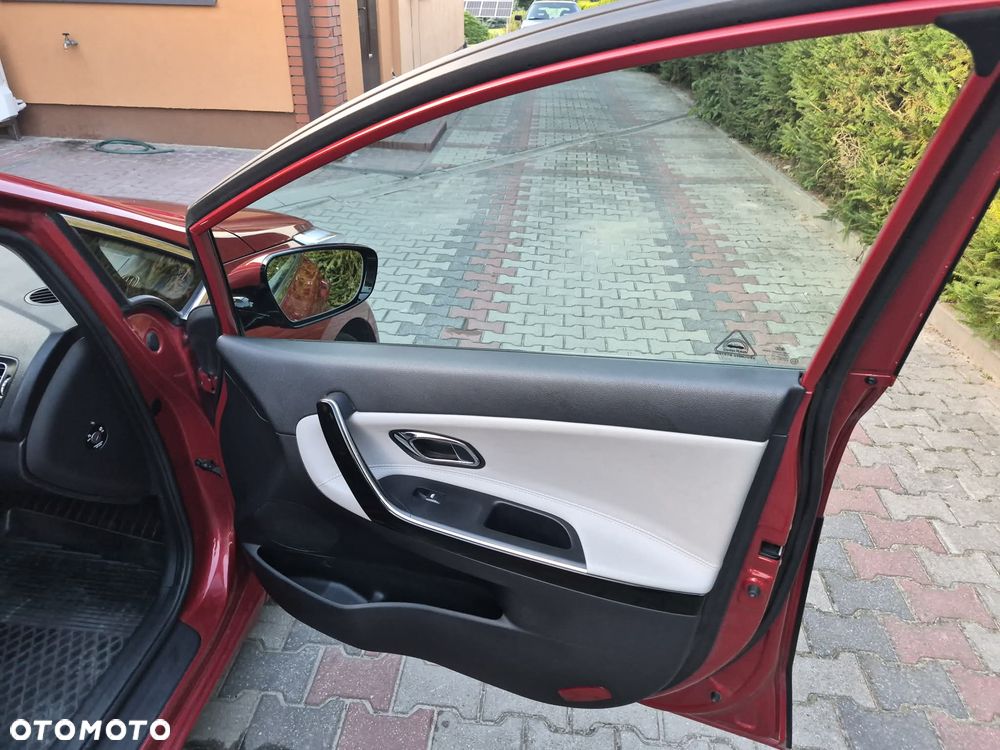 Kia Ceed - 15