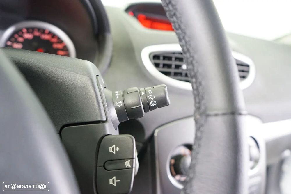 Renault Clio 1.5 dCi Business - 17