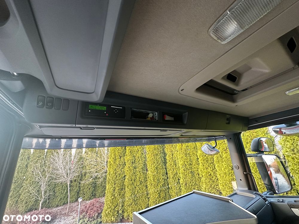 Scania / G450 / 6X2 / PUSHER / Oś-Skrętna-Podnoszona / - 33