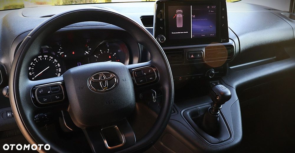 Toyota Proace City - 13