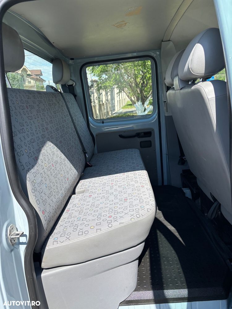 Volkswagen Transporter - 7