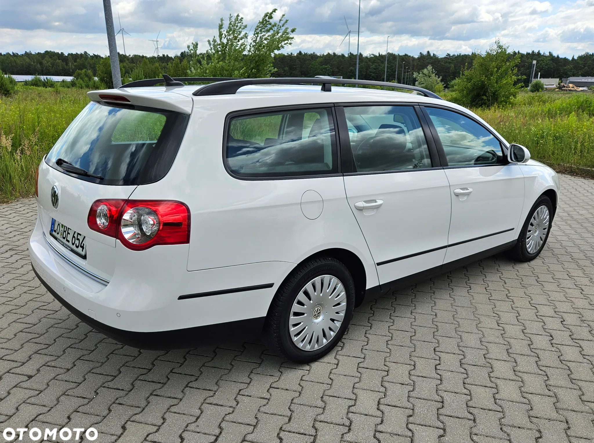 Volkswagen Passat Variant 2.0 TDI Trendline - 5