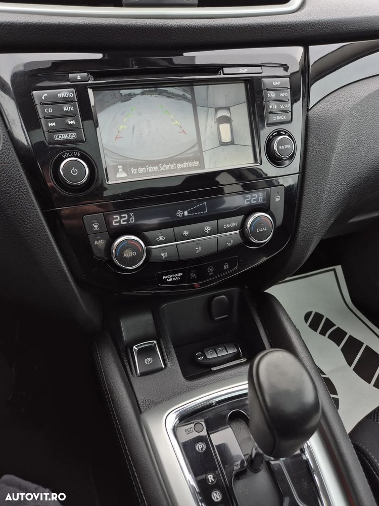 Nissan Qashqai 1.6 DCI Xtronic TEKNA - 8