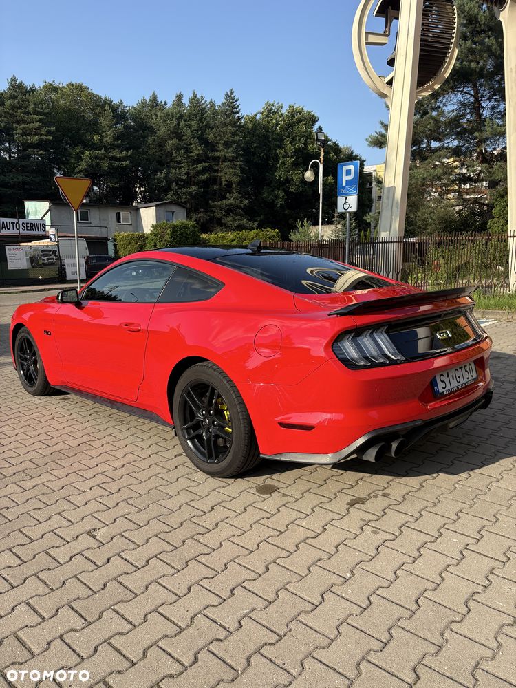 Ford Mustang - 4