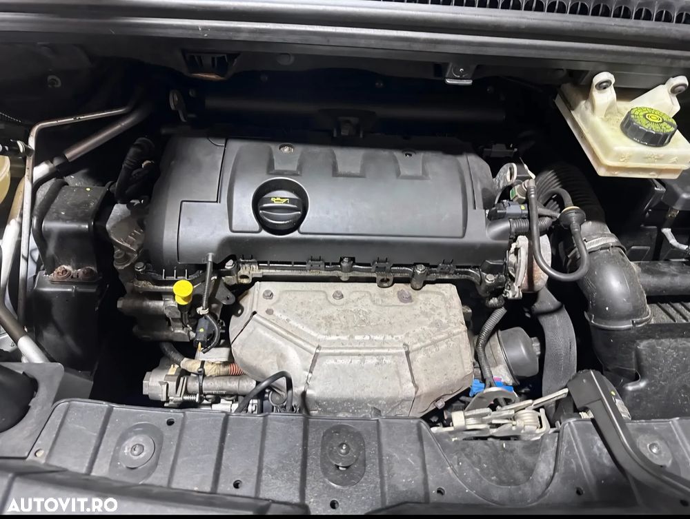 Peugeot 3008 120 VTi Premium - 2