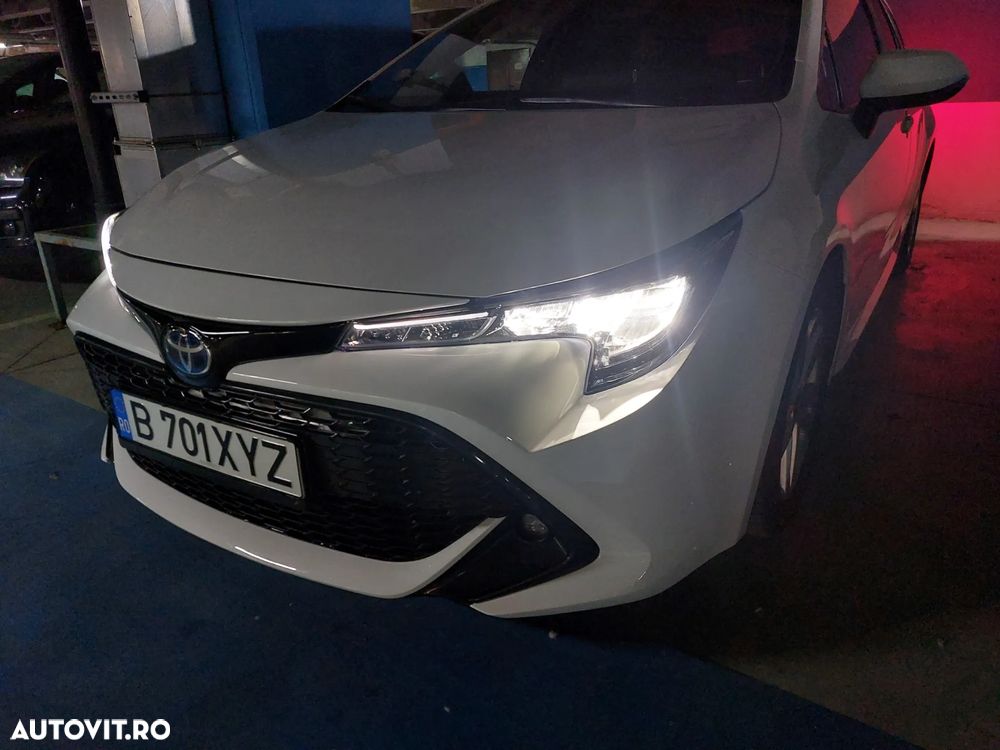 Toyota Corolla 1.8 HSD Exclusive interior Negru - 23