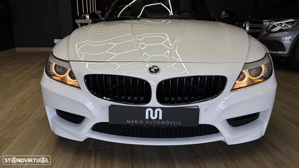 BMW Z4 35 is Auto - 11