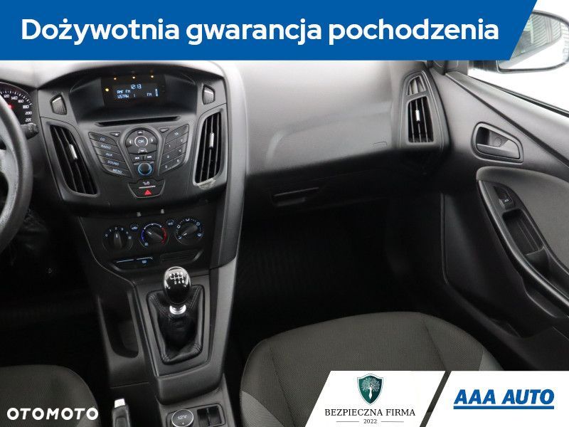 Ford Focus - 10