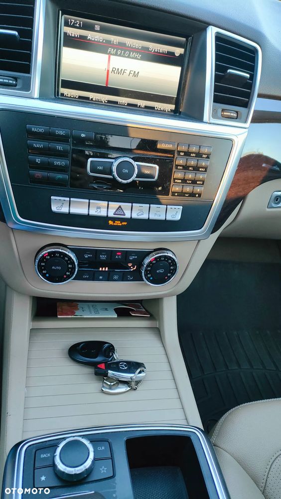Mercedes-Benz ML 350 4MATIC (BlueEFFICIENCY) 7G-TRONIC - 8