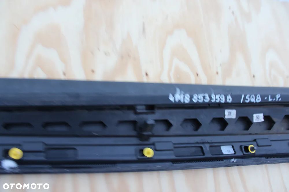 LISTWA DRZWI LEWA PRZEDNIA AUDI SQ8 Q8 S-LINE 4M8853959B 2020 - 8