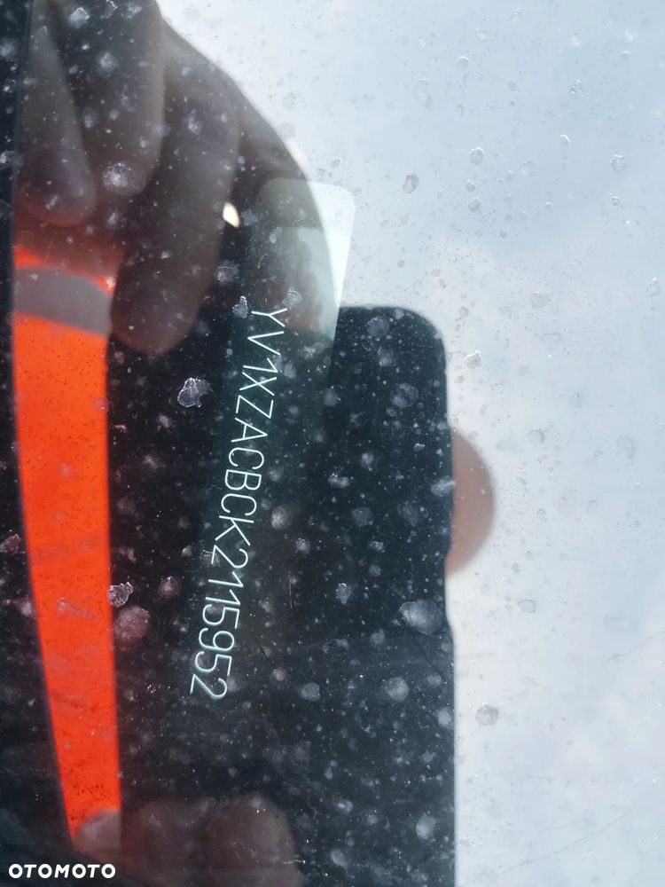 Volvo XC 40 T4 AWD R-Design - 13