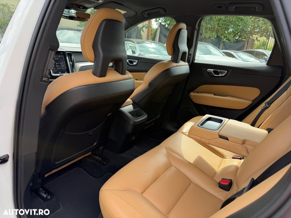 Volvo XC 60 D4 Inscription - 17