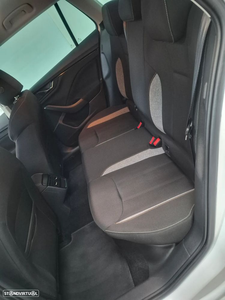 Skoda Kamiq 1.0 TSI DSG - 21