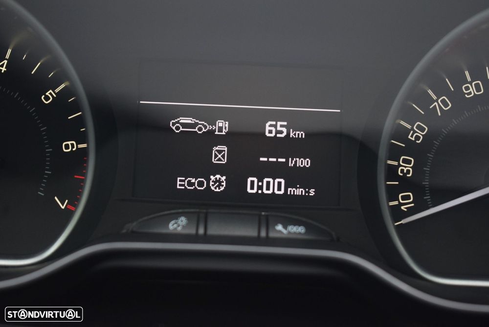 Peugeot 208 1.2 PureTech GT Line - 26