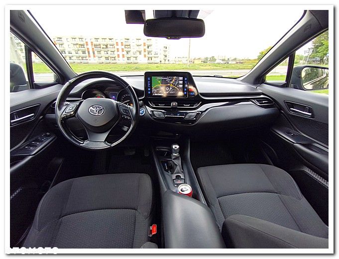 Toyota C-HR - 8