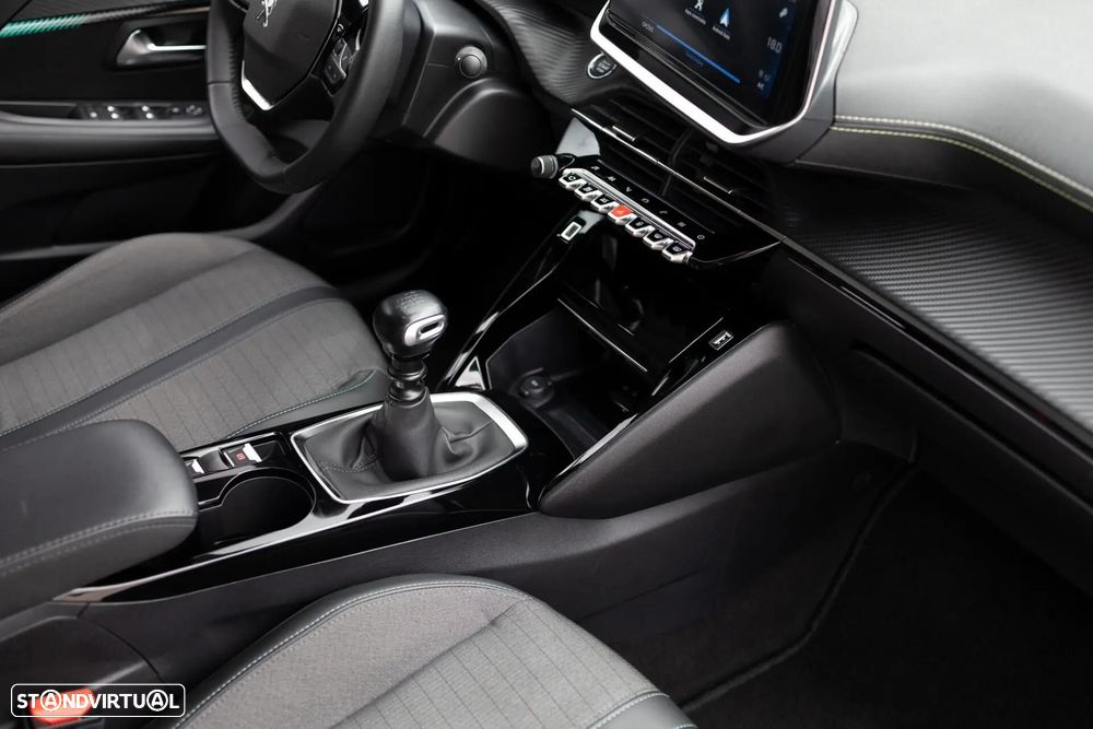 Peugeot 208 1.2 PureTech Allure - 38