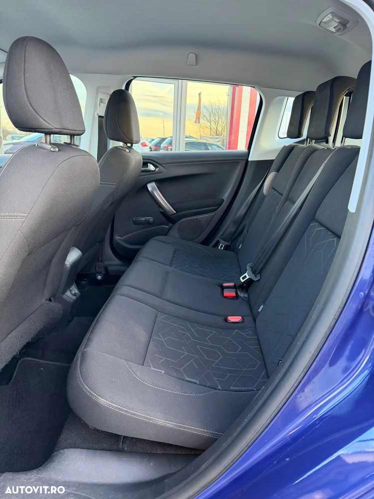 Peugeot 2008 e-HDi FAP 92 STOP & START Active - 11