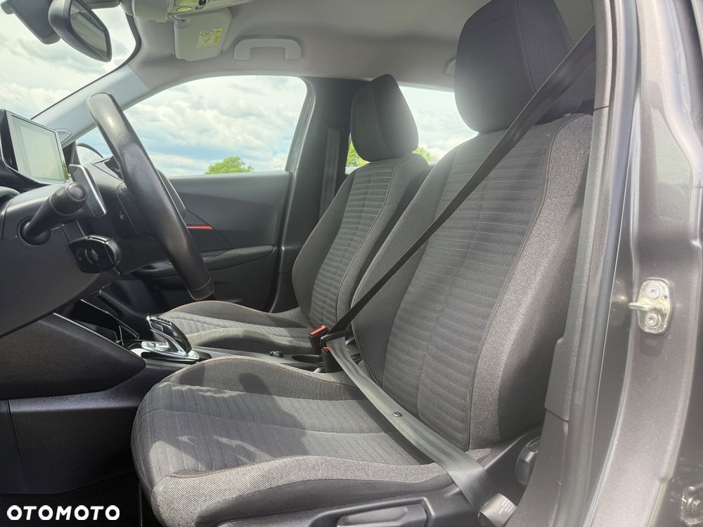 Peugeot 2008 PureTech 130 Stop&Start EAT6 Allure - 22