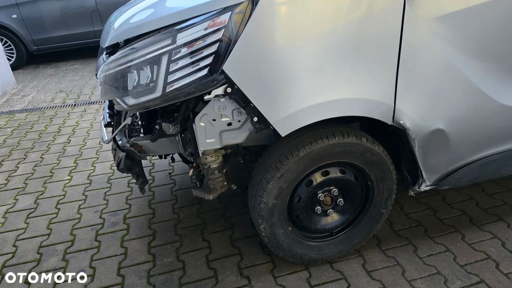 Renault Trafic - 19